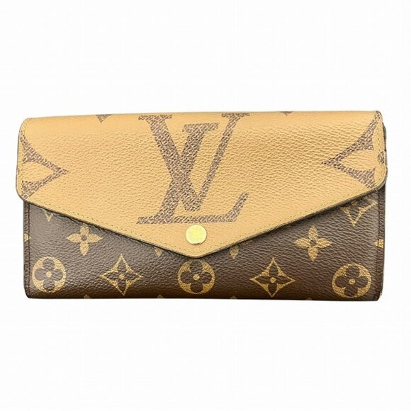 LOUIS VUITTON Brown Monogram Wallet - Picture 1 of 9